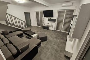 Comfy & Cozy Apartment 3